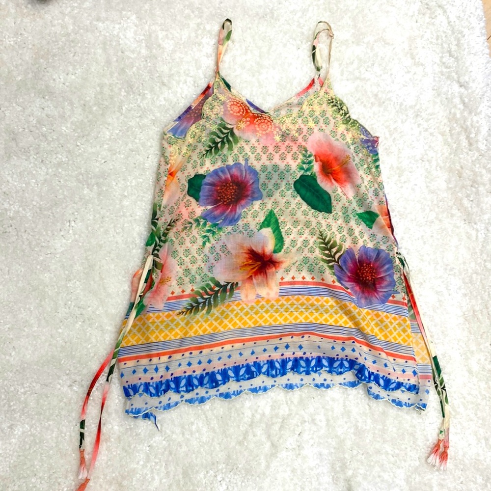 Agua Bendita top. Adjustable straps. Option to tie waist or not. Size S.